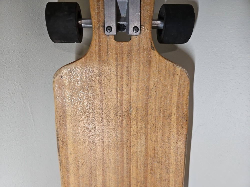 White Wave Longboard Skateboard Warrior 38”