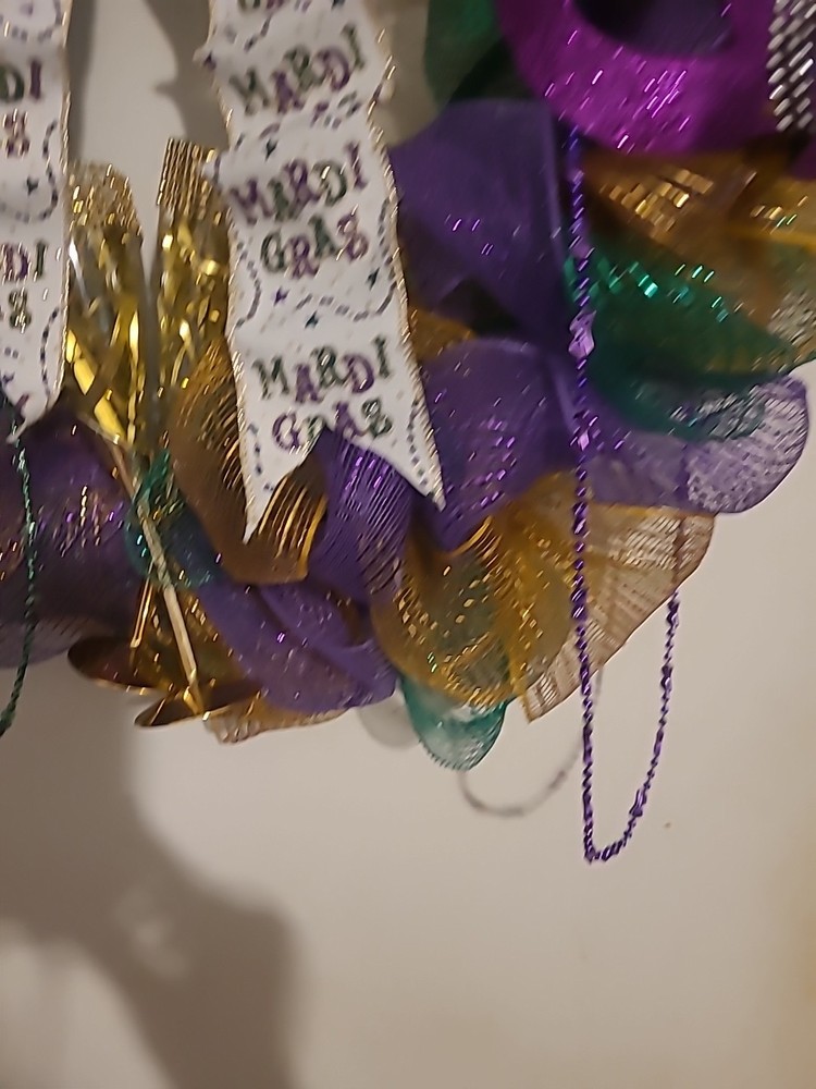 DECO MESH MARDI GRAS WREATH