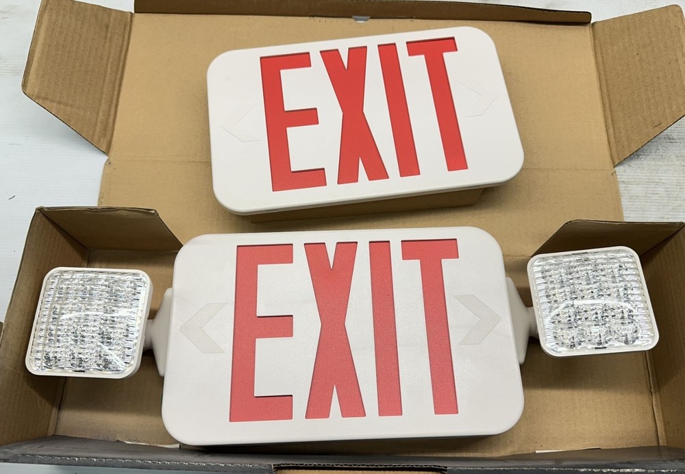 Hubbell CCRHOSQ Emergency And Exit Lighting NEW