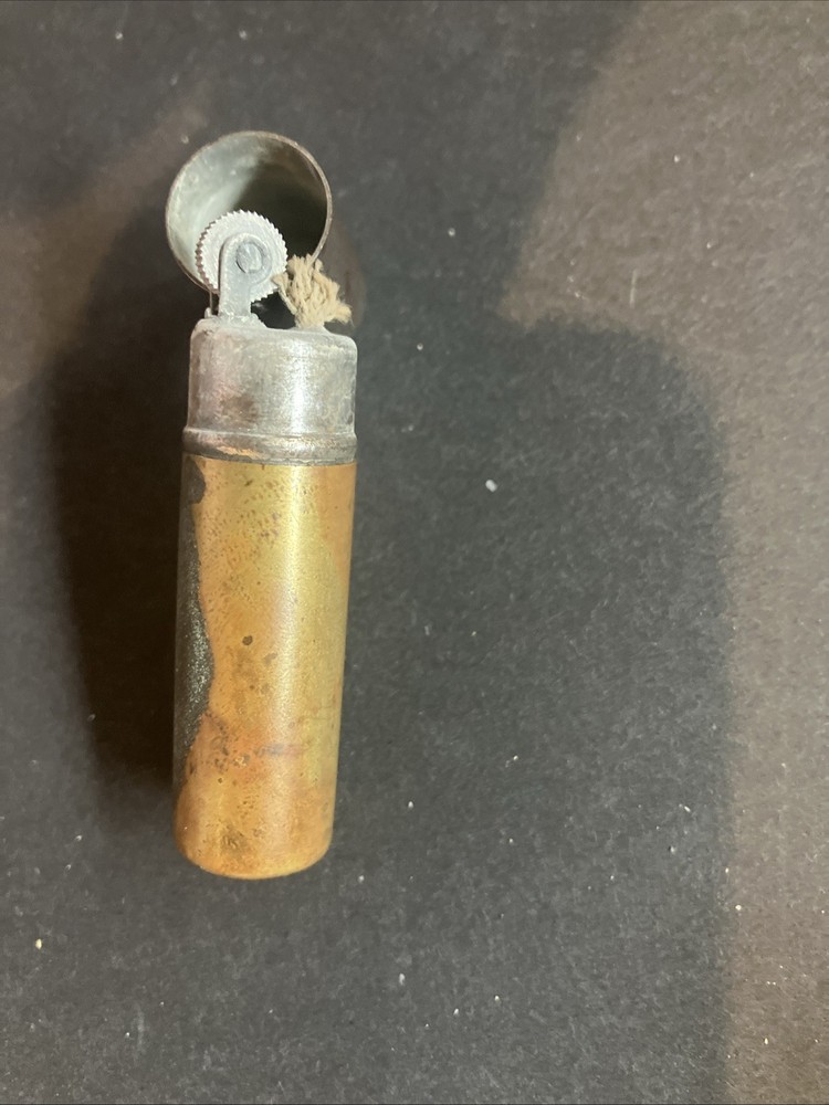 ORIGINAL VINTAGE BRONZE WW2 LIGHTER??? Untested ￼