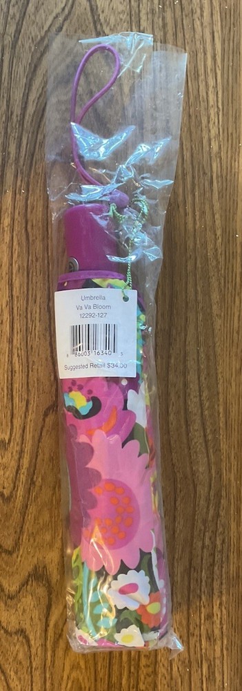 Vera Bradley Umbrella, NWT, Va Va Bloom
