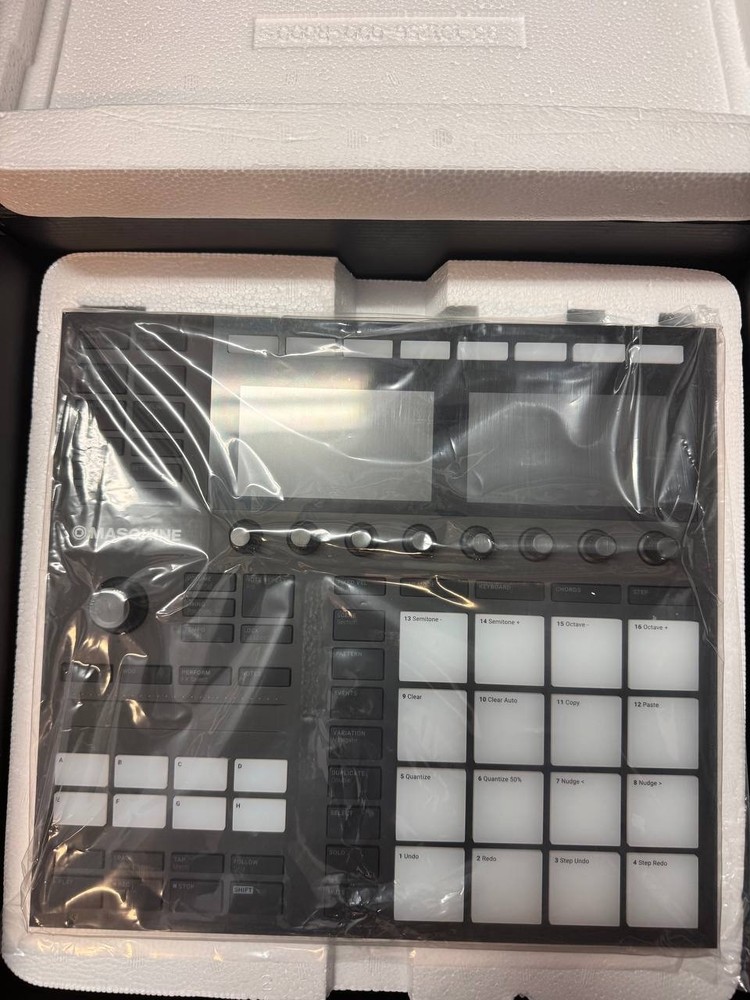 Native Instruments Maschine MK3 USB Audio+MIDI Interface System