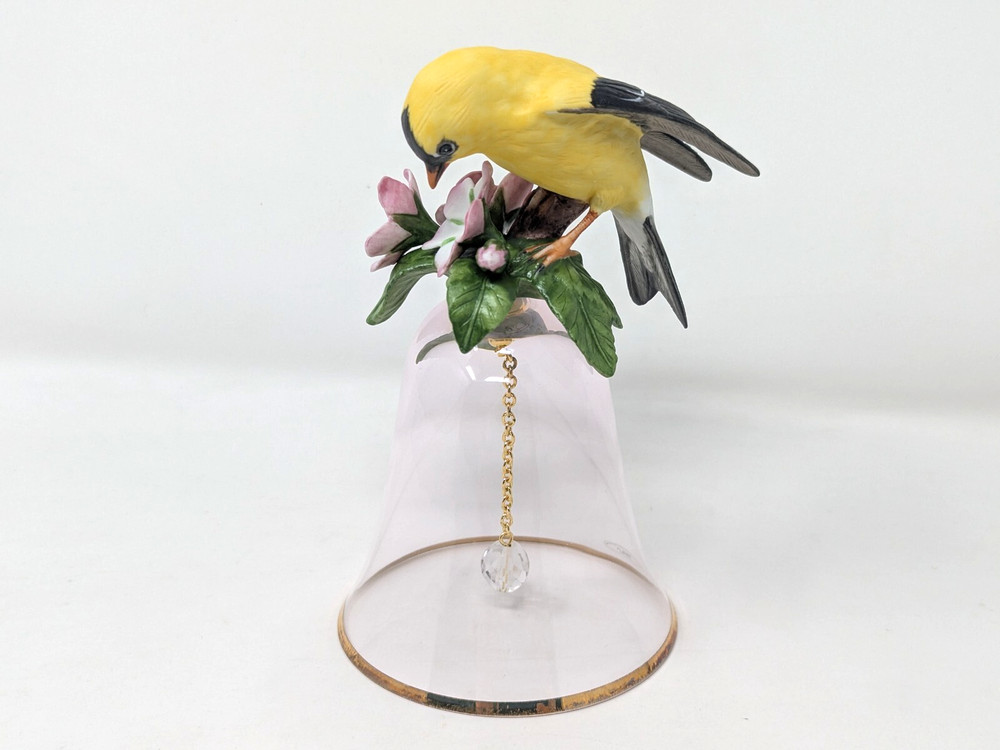 Vintage Franklin Mint Crystal Bell Bird