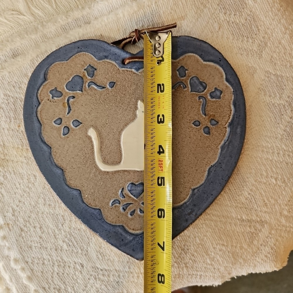 vintage pottery cat trivet hanger