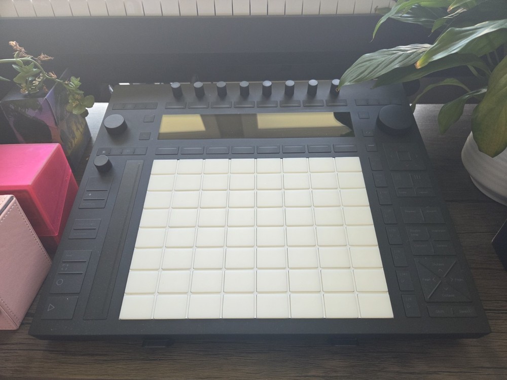 Ableton Push 3 Standalone (w/ processor ) includes Box, cables, and books