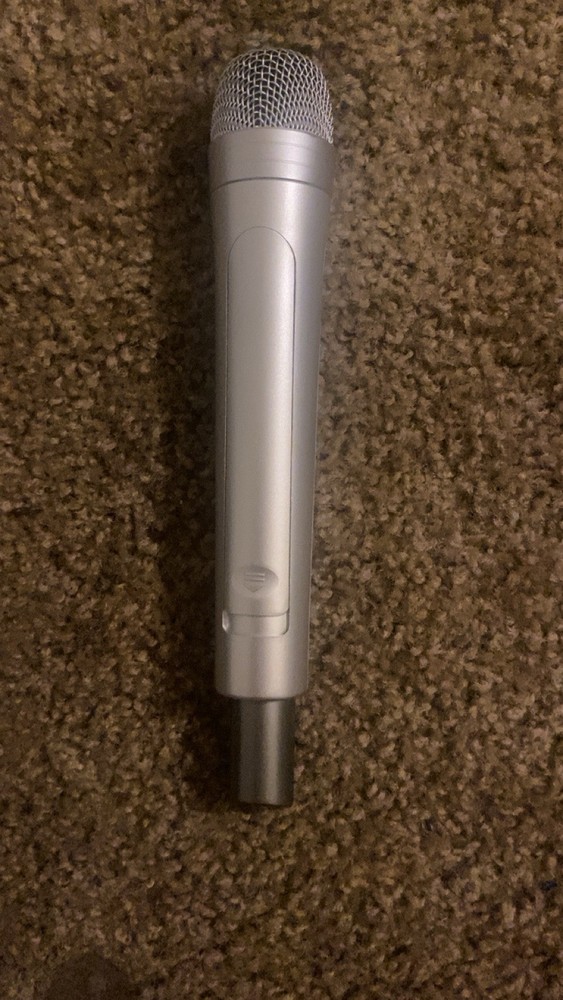 magic sing et18k Used Single Silver Microphone Works Microphone Only