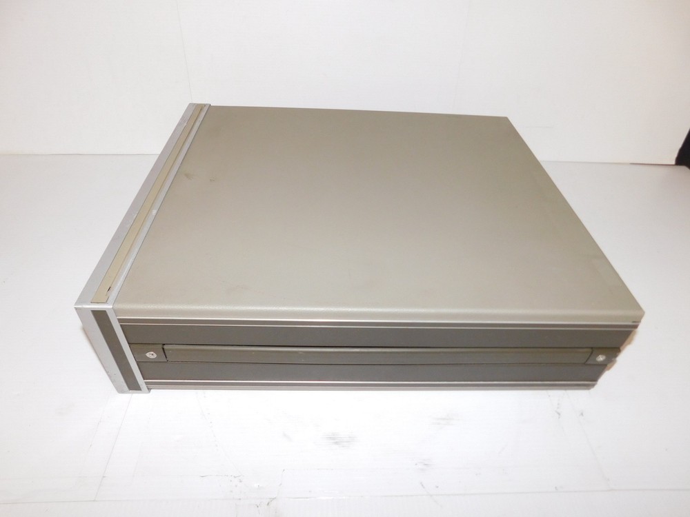 HEWLETT PACKARD HP 3325B SYNTHESIZER / FUNCTION GENERATOR (MPR155)