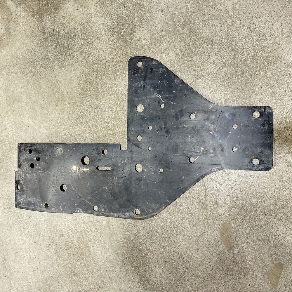 Protector Plate RH - 2013 CanAm Commander | Silver