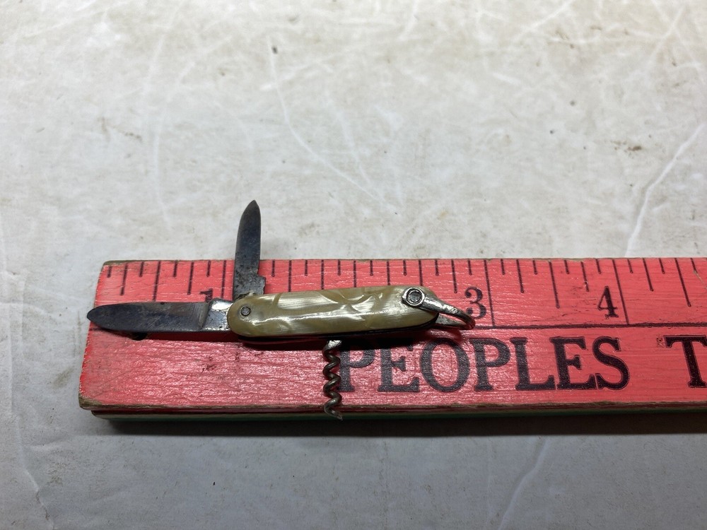 Vintage Small 3 Blade Implement Folding Pocket Pen Knife MOP Handle