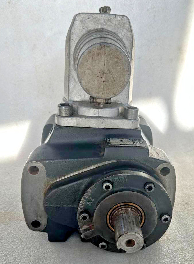 TAMROTOR E12 ROTARY SCREW AIR END / SCREW COMPRESSOR ELEMENT