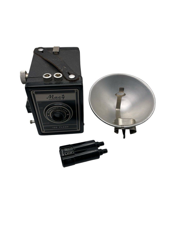 Vintage Macy’s 120 Flash Box Camera-Not Tested