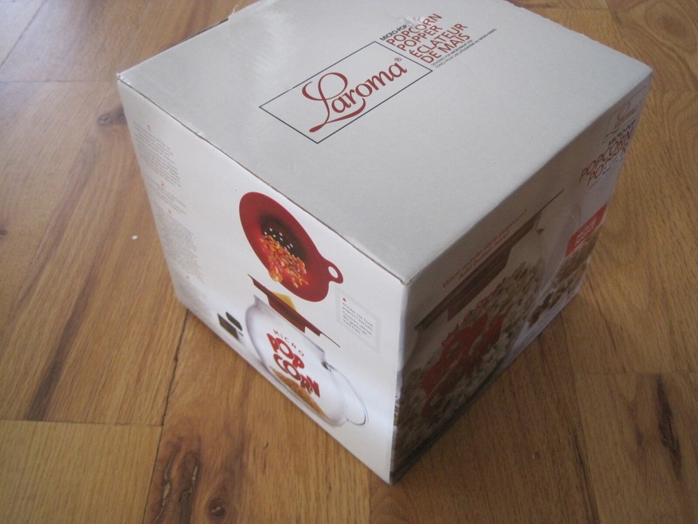 Laroma Popcorn Popper Microwave NIB