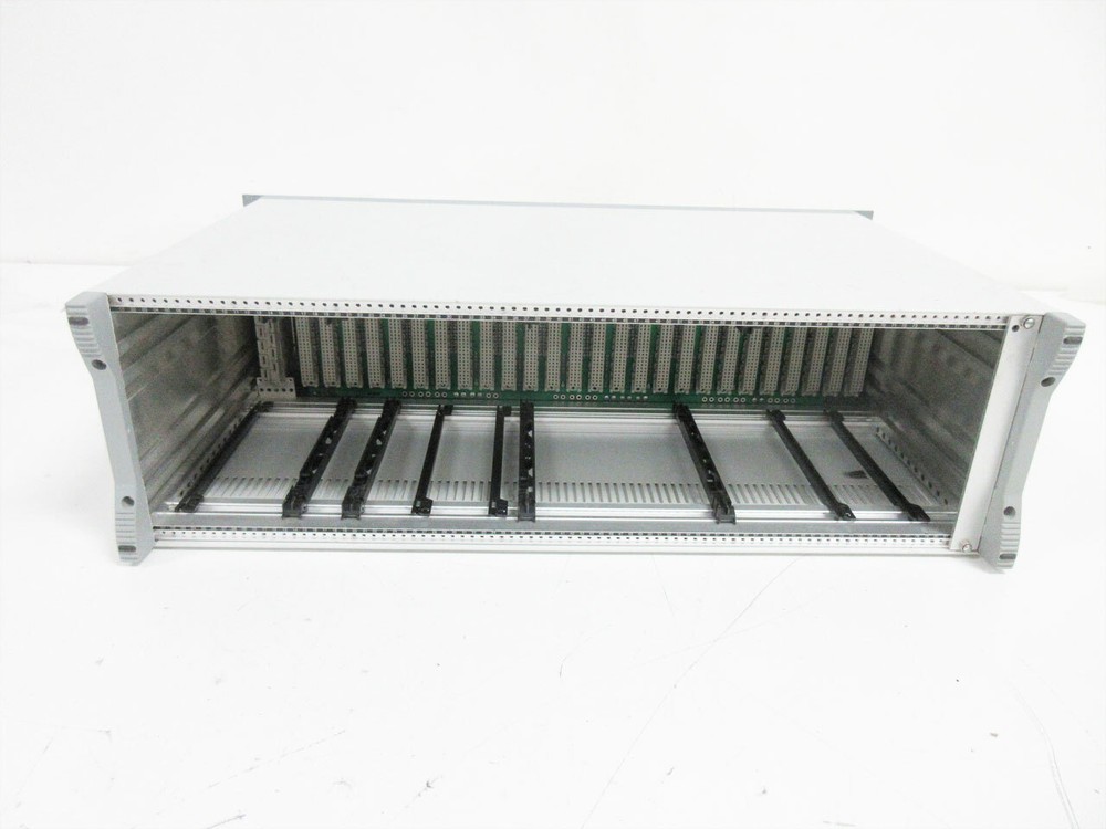 PICKERING SYSTEM 10 PROGRAMMABLE SWITCHING SYSTEM - NO MODULES