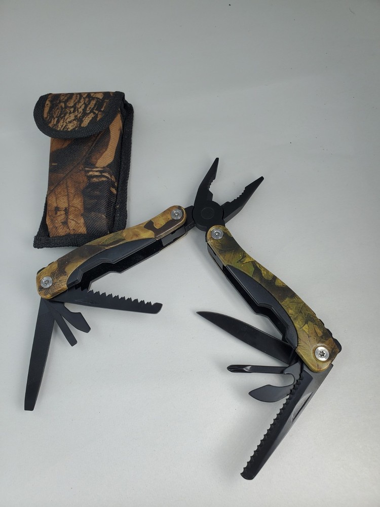 Multitool With Case Heavy Duty High Quality Camo New 9 Tools