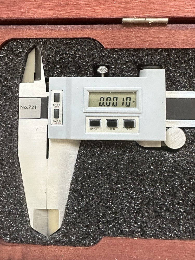 STARRETT 24" Model No. 721 Digital Caliper