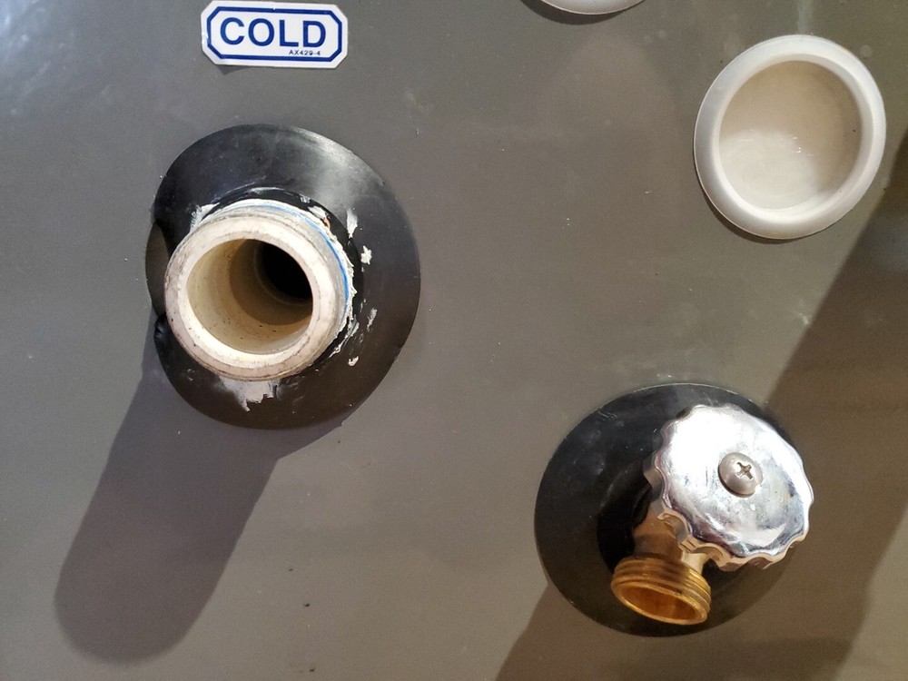 READ Rheem 10 Gal 15KW Commercial Electric Water Heater 208V-480V RUUD E10-15-G.