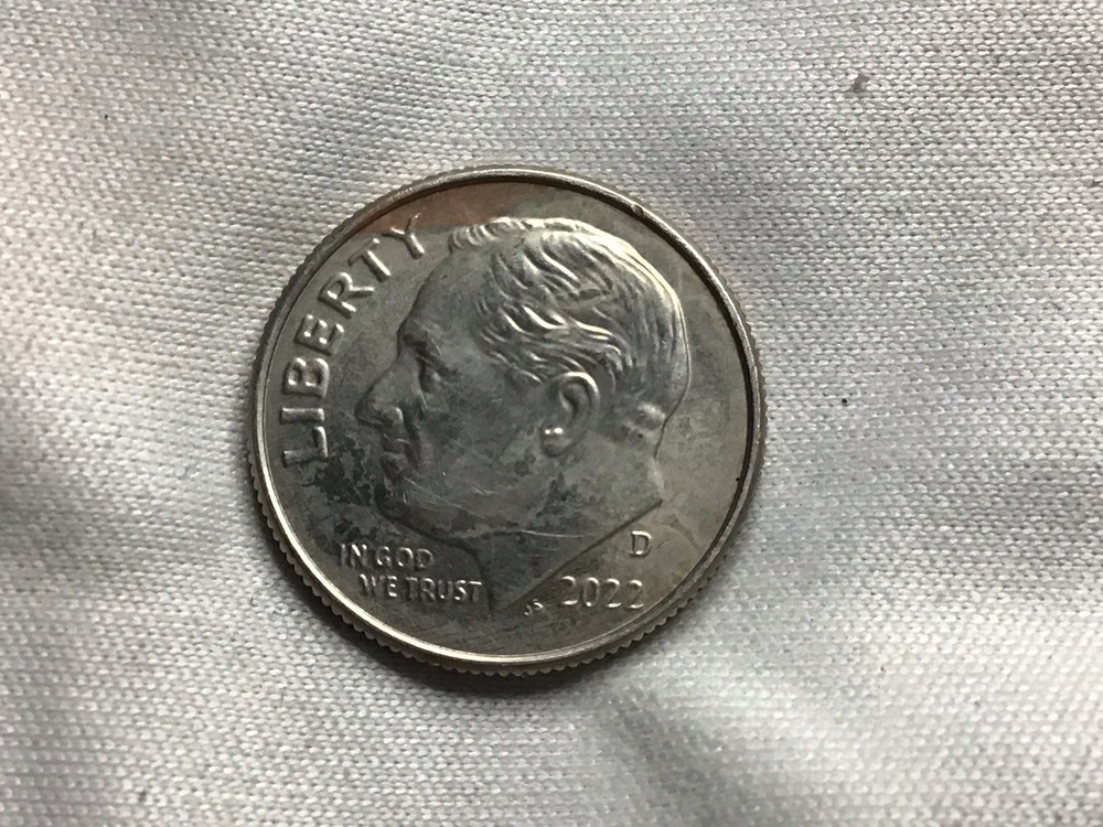2022 Dime D Mint, Exposed Copper Layer Obverse,