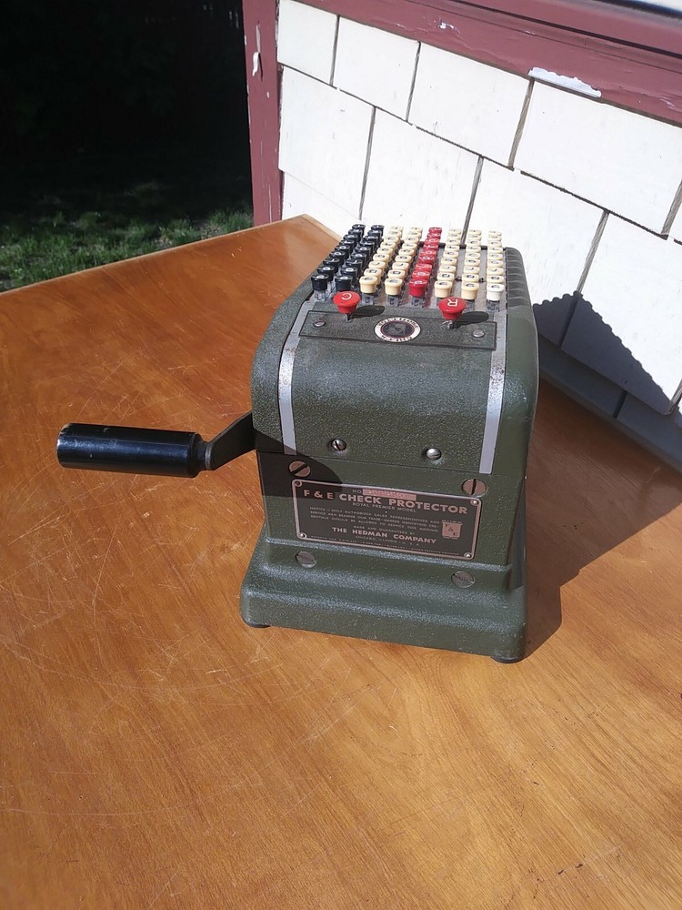 Vintage Hedman Co. F&E Royal Premier Check Protector