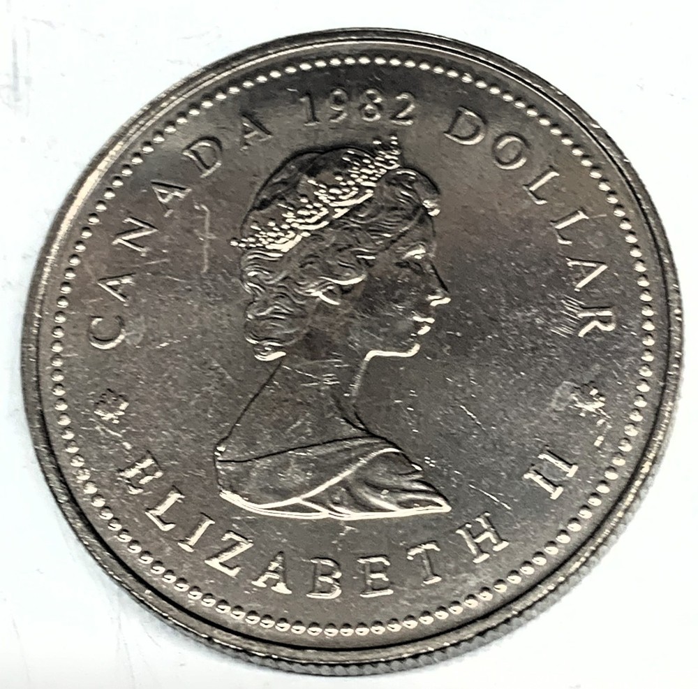 # C7439 CANADA COIN, ONE DOLLAR 1982 UNC