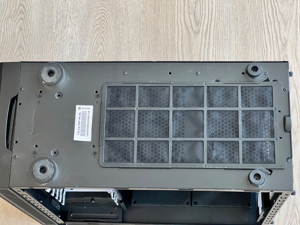 Fractal Design Define R4 Silent Mid Tower Computer Case - No HDD Bay Side Panel