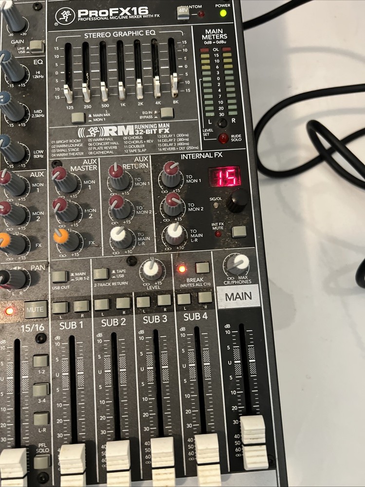 Mackie ProFX16 16-Line Mixer Effects Processor Powers On Tested & Works Great