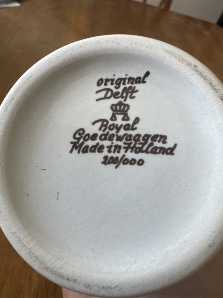 Original Delft Ceramic Jar. No Lid 5inch