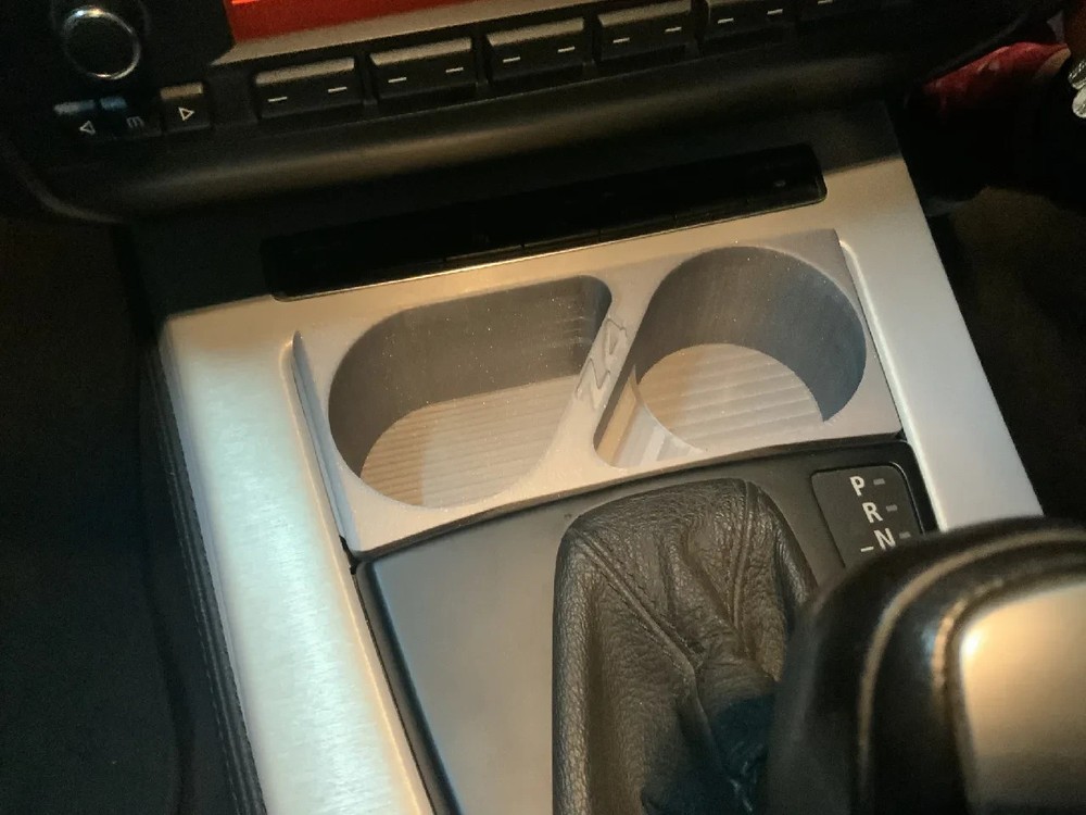 BMW Z4 E89 Cup/Phone holder Modified (Extra Space)