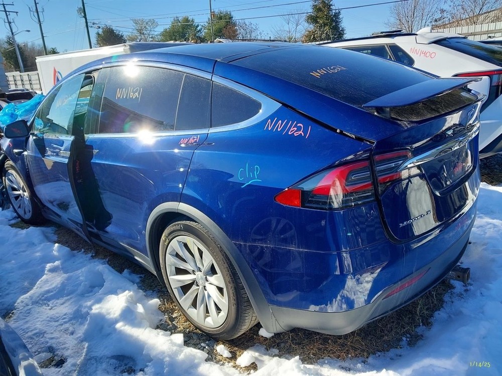 TESLA X 2017 Camera/Projector 3412804
