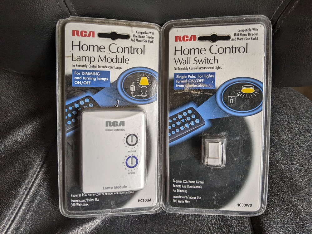 X-10 lamp module and wall switch combo