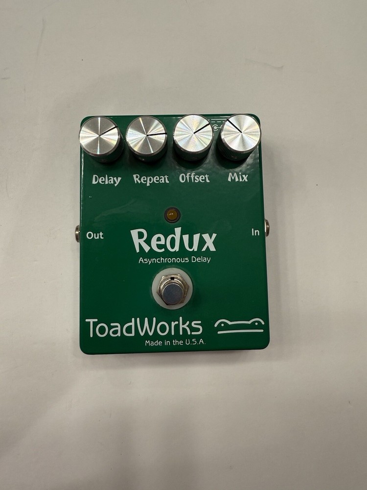 Toadworks Redux Asynchronous Digital Delay Echo Rare Guitar Effect Pedal