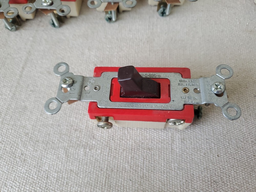 (PACK OF 13) GE TOGGLE SWITCH SPEC GRADE 20A BROWN