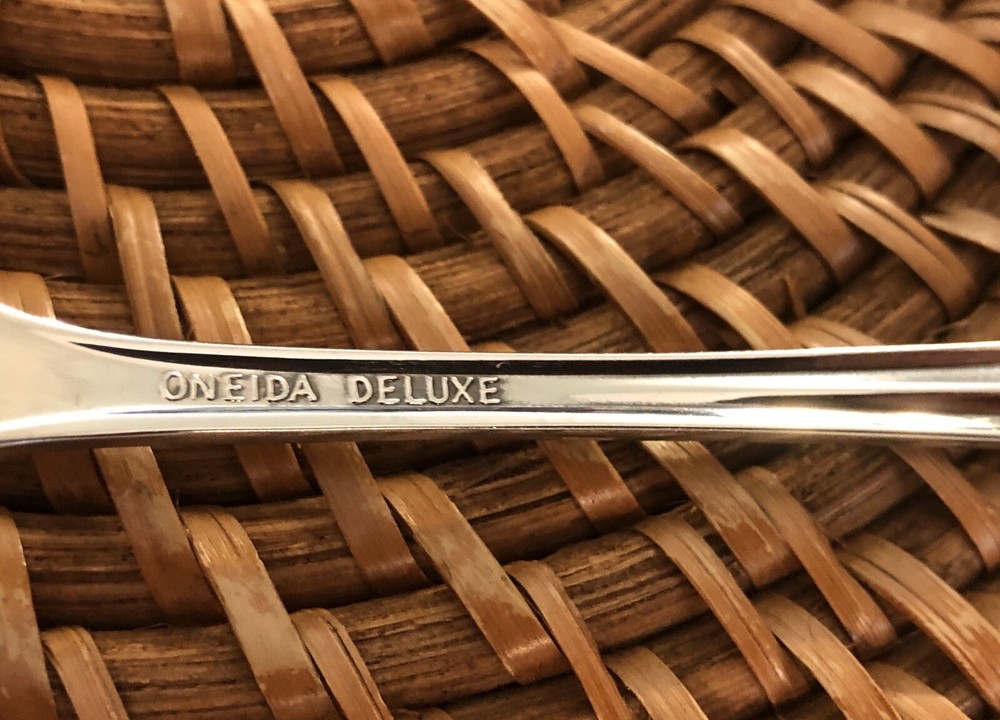 * ONEIDA - RUSHMORE - Deluxe - YOU CHOOSE - Stainless Flatware Silverware *