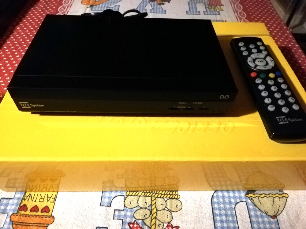 TELE SYSTEM DVBT TS6206 - T1 Digital Terrestrial Decoder with Remote Control - Black