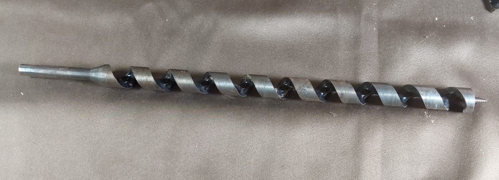 Self-Feeding Screw Point Auger Bit