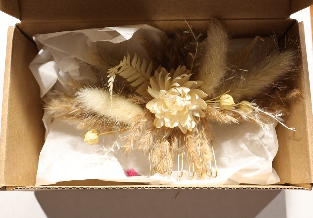 Dried Flower Hair Comb
