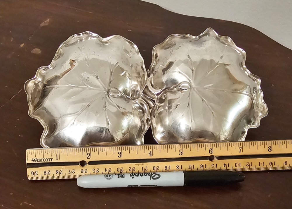 Vintage Reed & Barton Sterling Silver "Double Leaf" Candy/Nut Dish