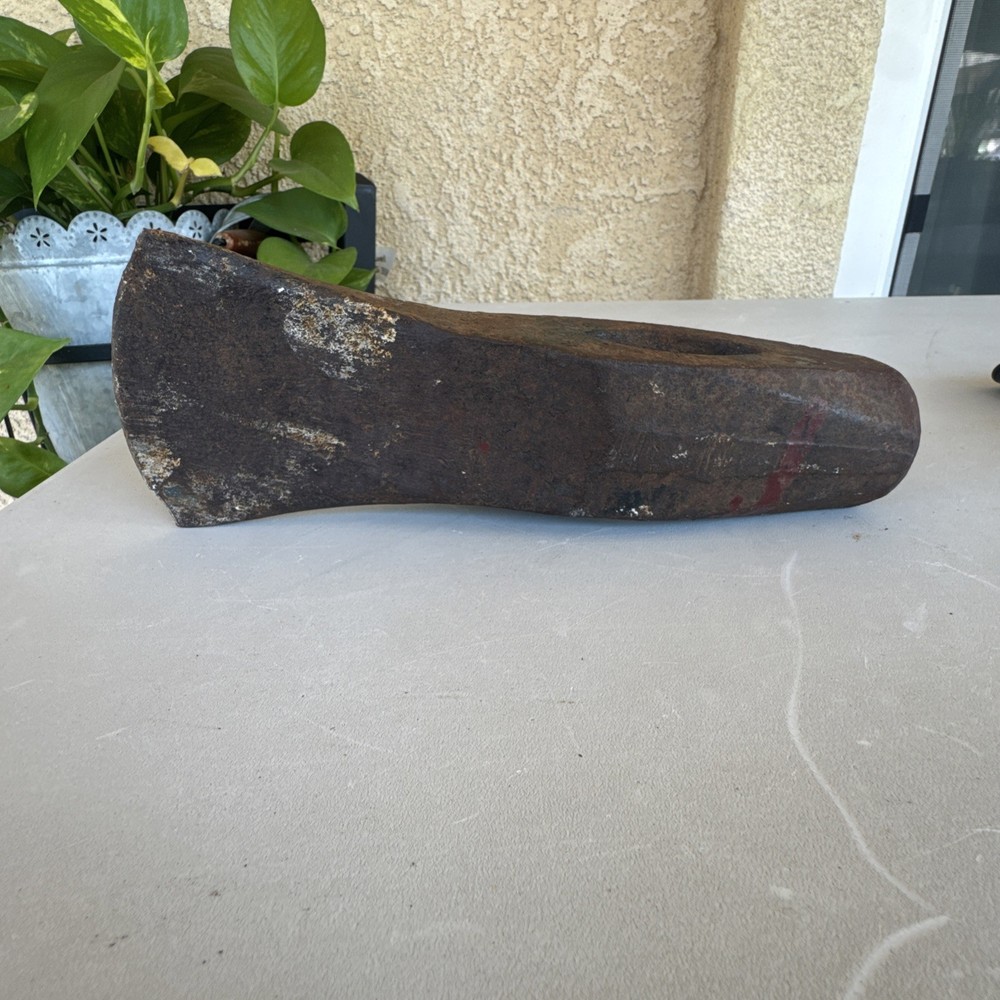 Vintage Axe Hubbard #6