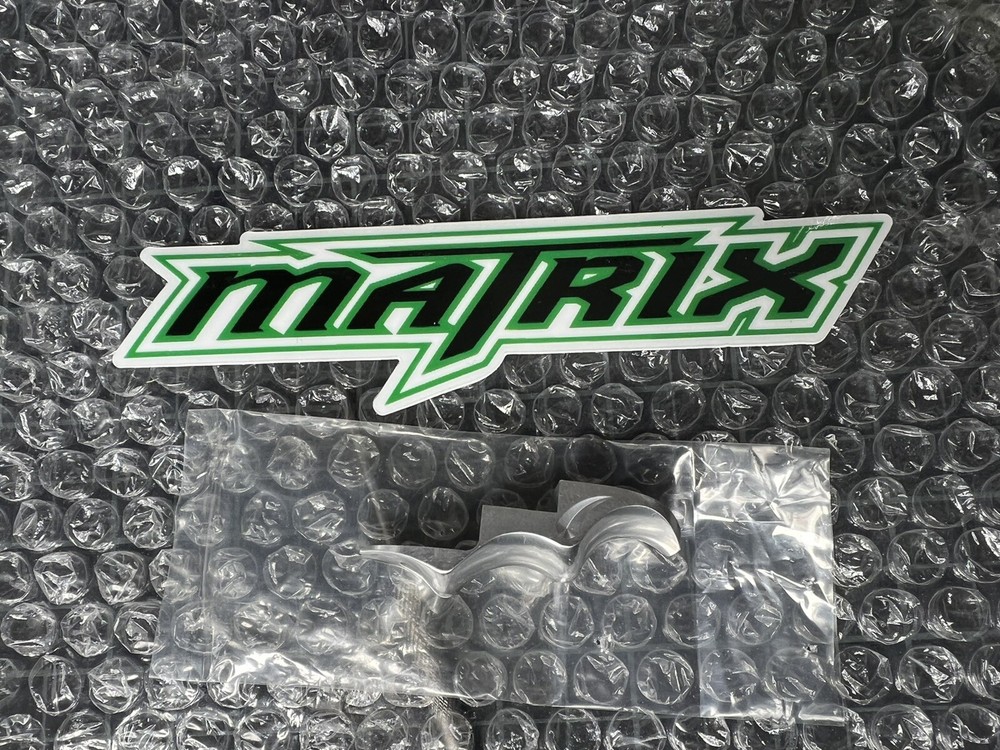 *NEW* TOXIC MATRIX SNATCH GRIP - GLOSS SILVER - DYE DM3