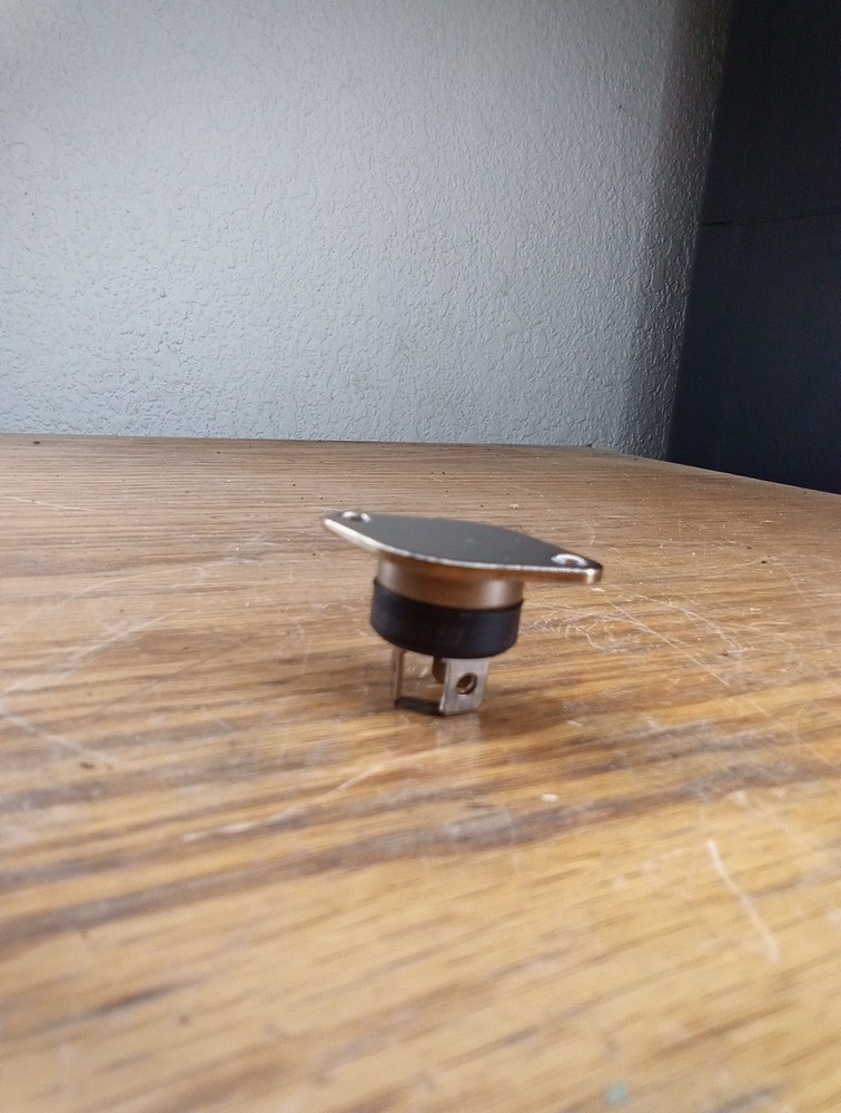 ST Microelectronics BTA40-600B Panel Mount 3-Pin Triac