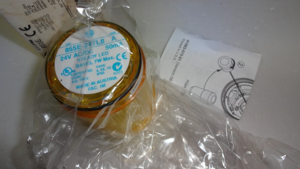 855E-24TL8 Yellow Steady Led Stack Light 24 Vac /Dc 855E-LL24Y