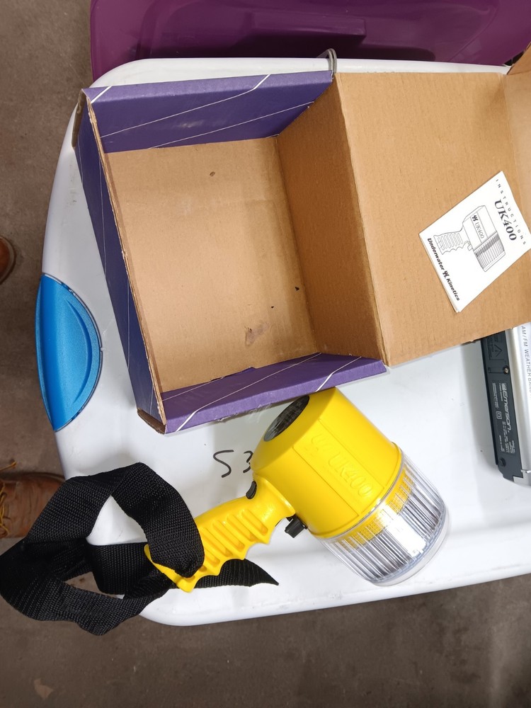 UK400 night diving light  underwater kinetics