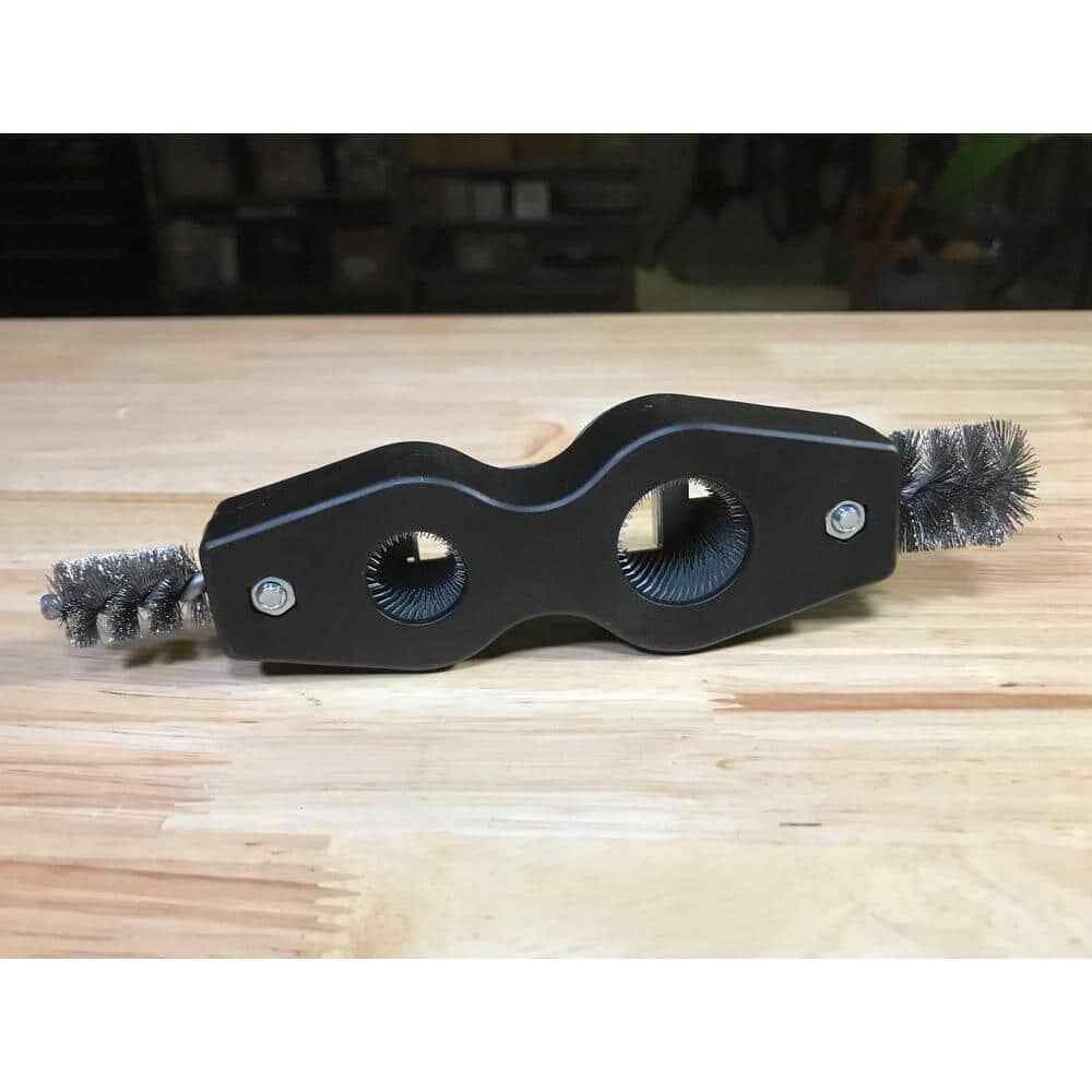 Husky 6-in-1 Fitting Brush