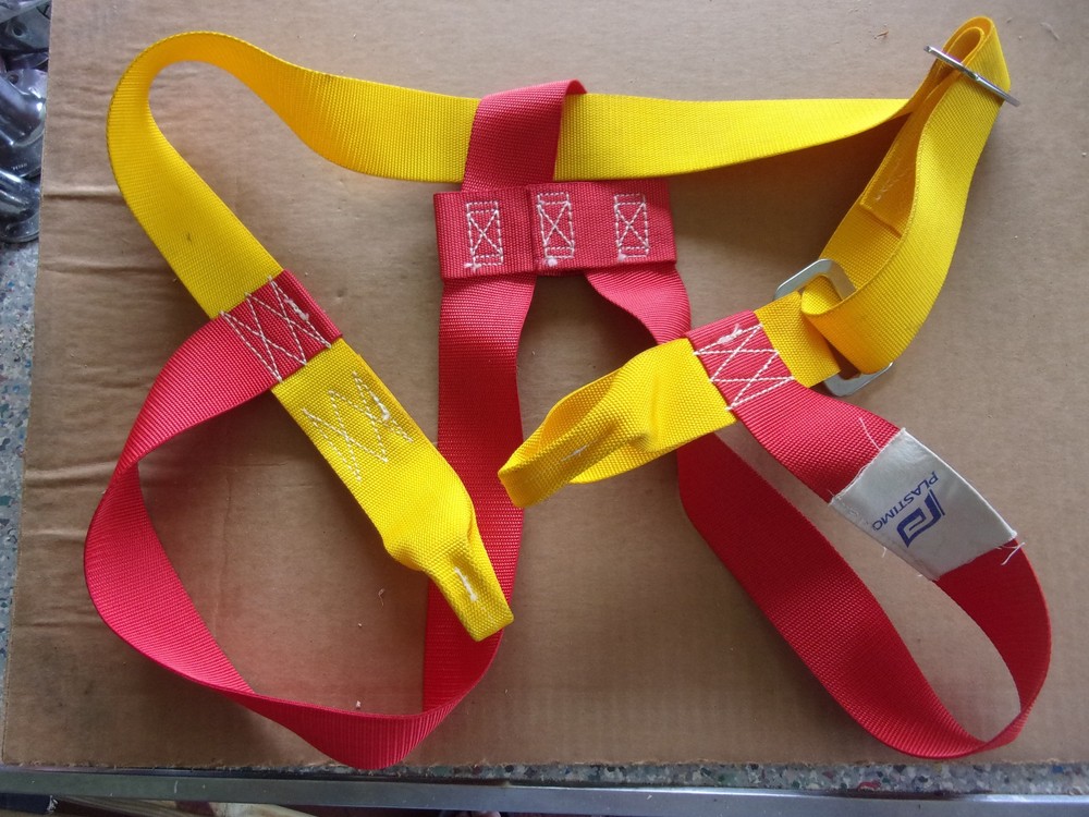 Plastimo Adjustable Safety Harness I06-017744