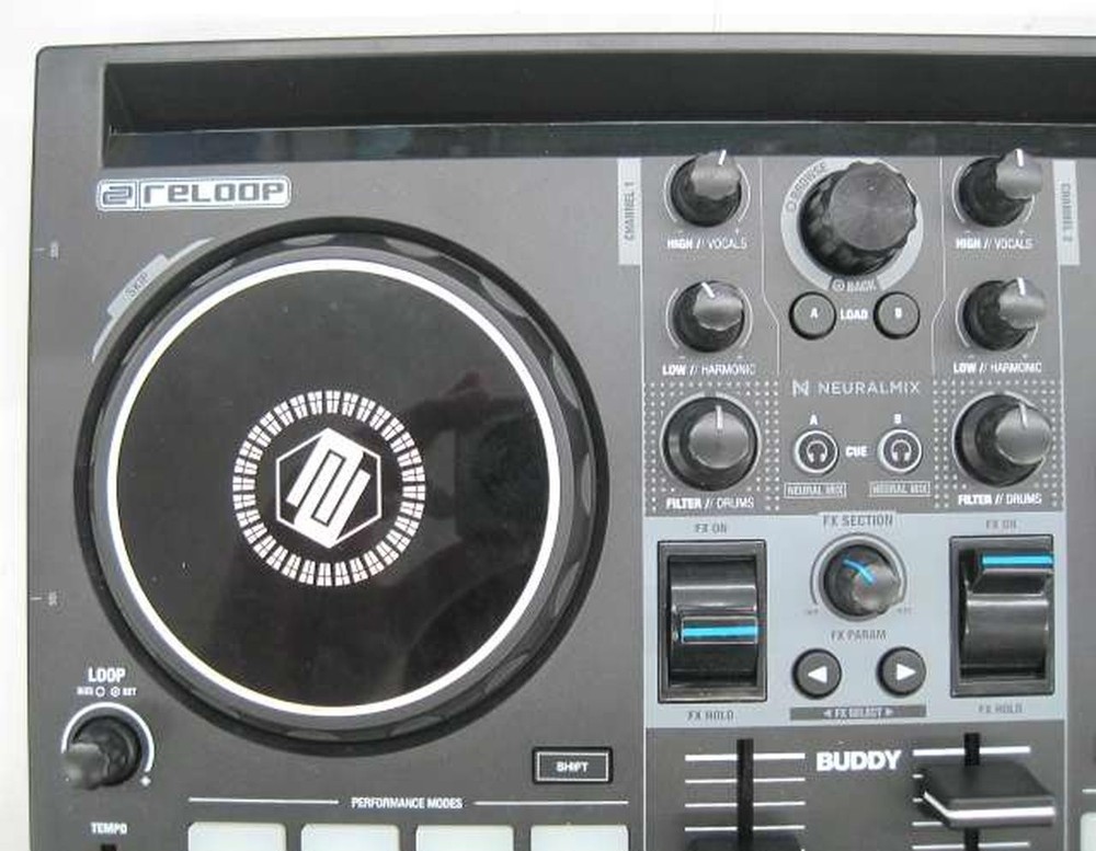 Reloop Buddy DJ Controller Compact 2-Deck DJAY Controller w/ Box Cable Used