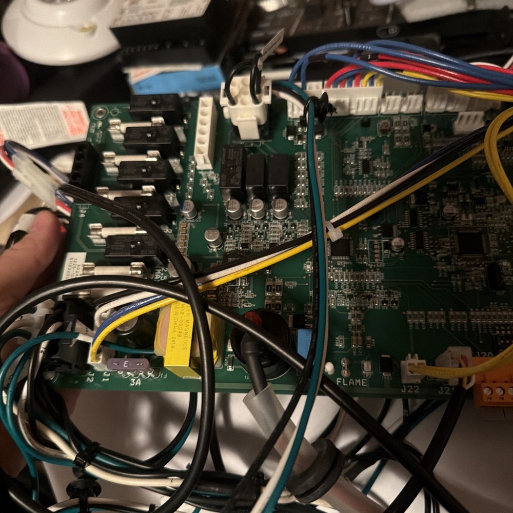 WellMclain Tankless Water Heater Boar With Thermostat And Wiring 4024MO56197