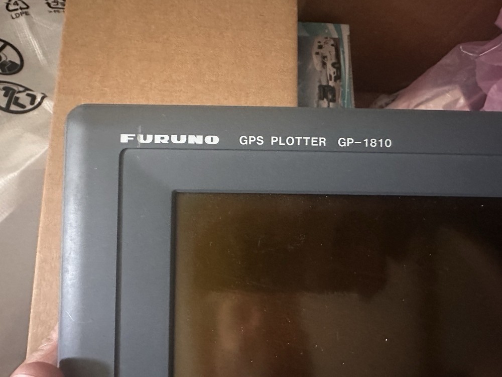 FURUNO GP-1810 Chartplotter
