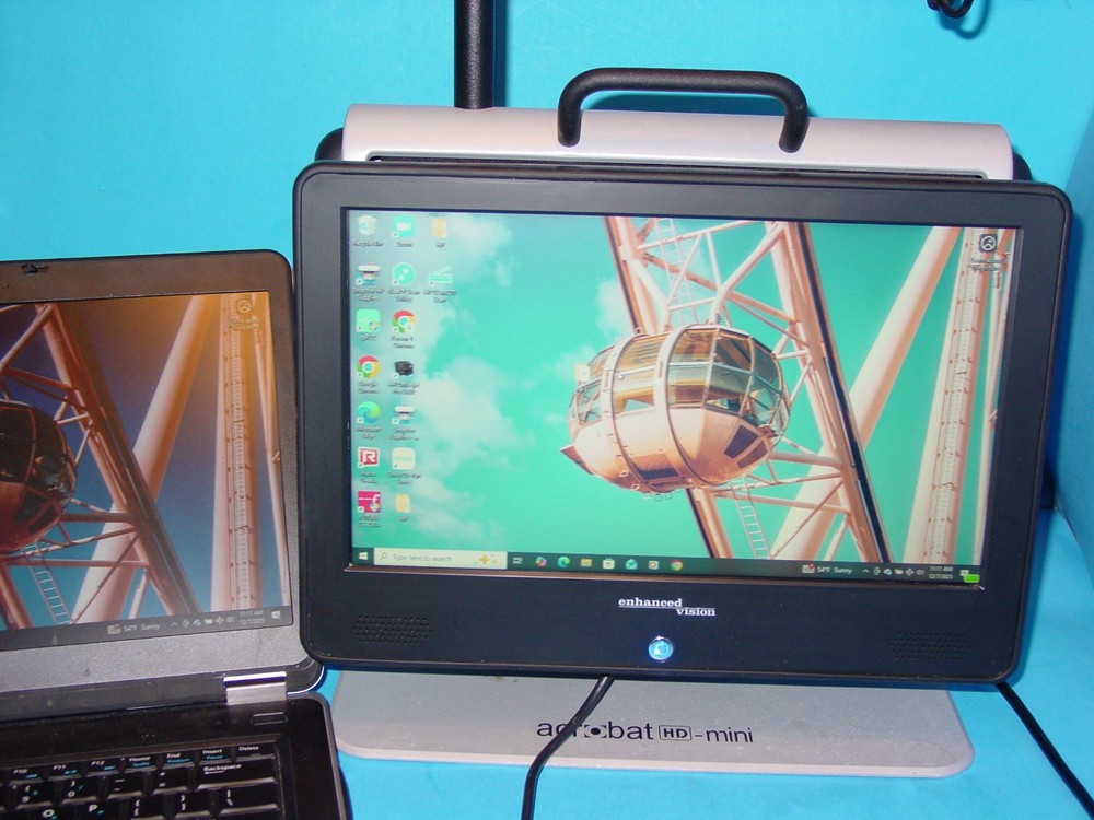 Acrobat HD Ultra Mini enhanced vision ACUE13A (Missing a button)