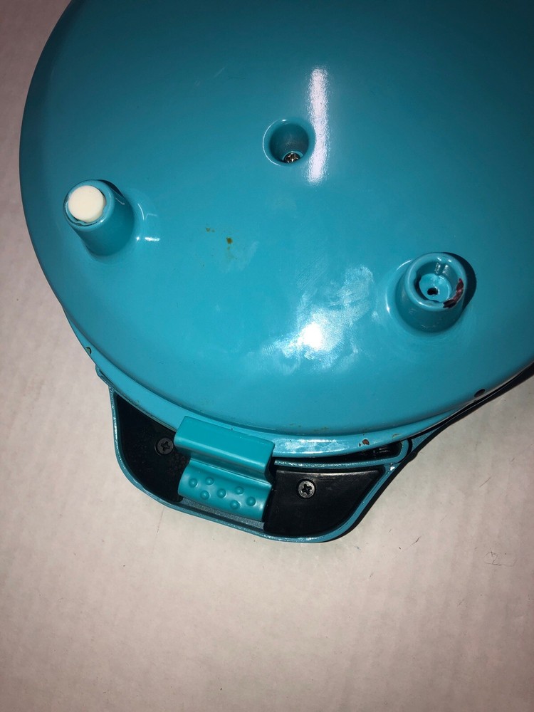 Bella Cake Pop and Donut Hole Maker