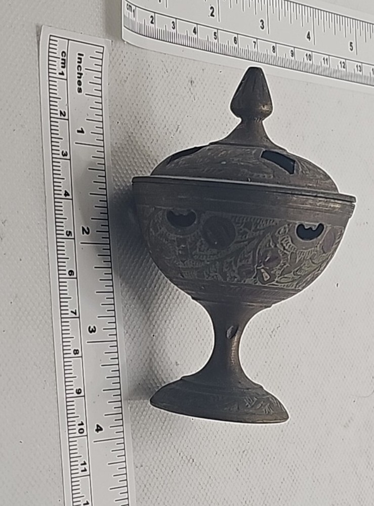 VTG Incense Burner solid brass hand carved India