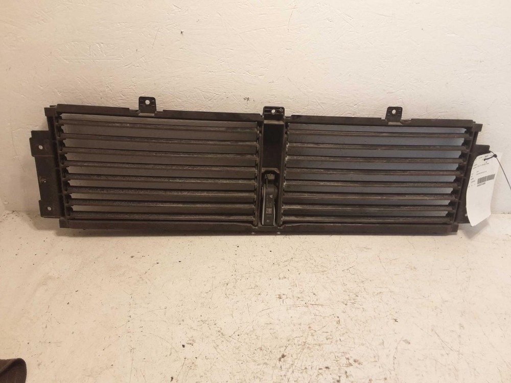 TRAVERSE  2018 Air Shutter 2983947